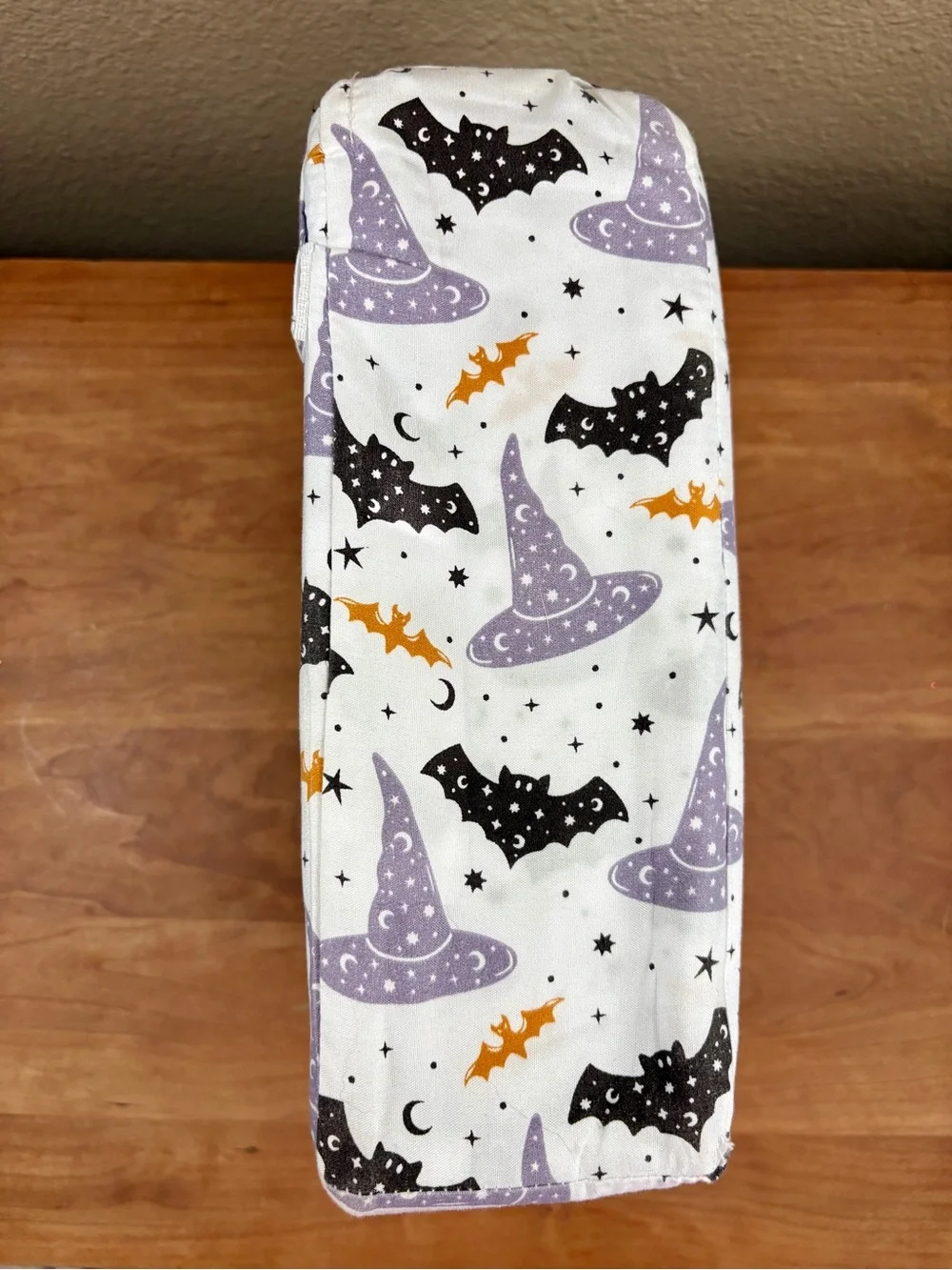 Mellow & Mod Witch Hats & Bats Halloween Queen 4-Piece Sheet Set, NEW
